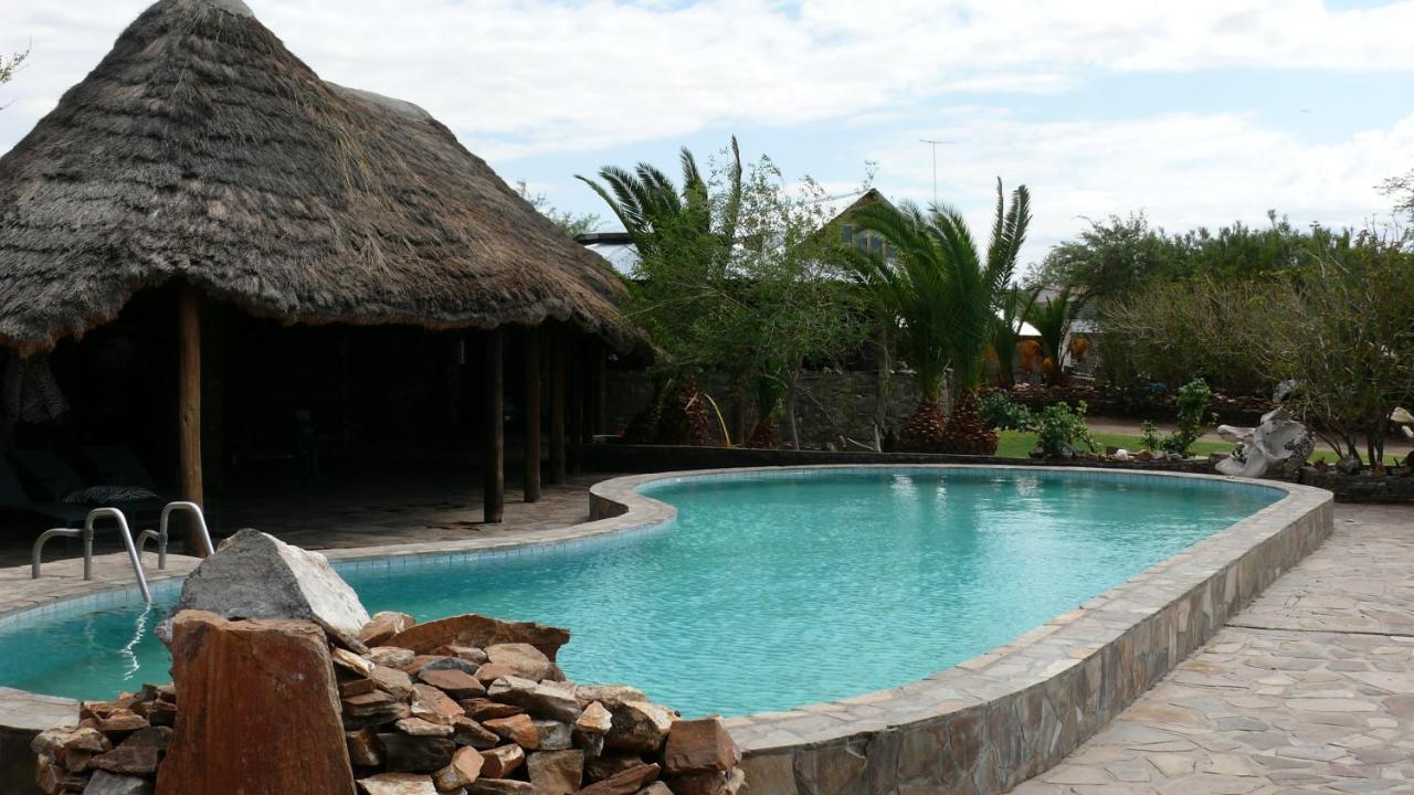 Rooiklip Camp Flintstone Apartment ภายนอก รูปภาพ